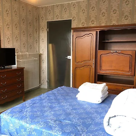 Daire Studio Tres Lumineux, Sans Vis A Vis, Avec Parking Prive, Arret Navette